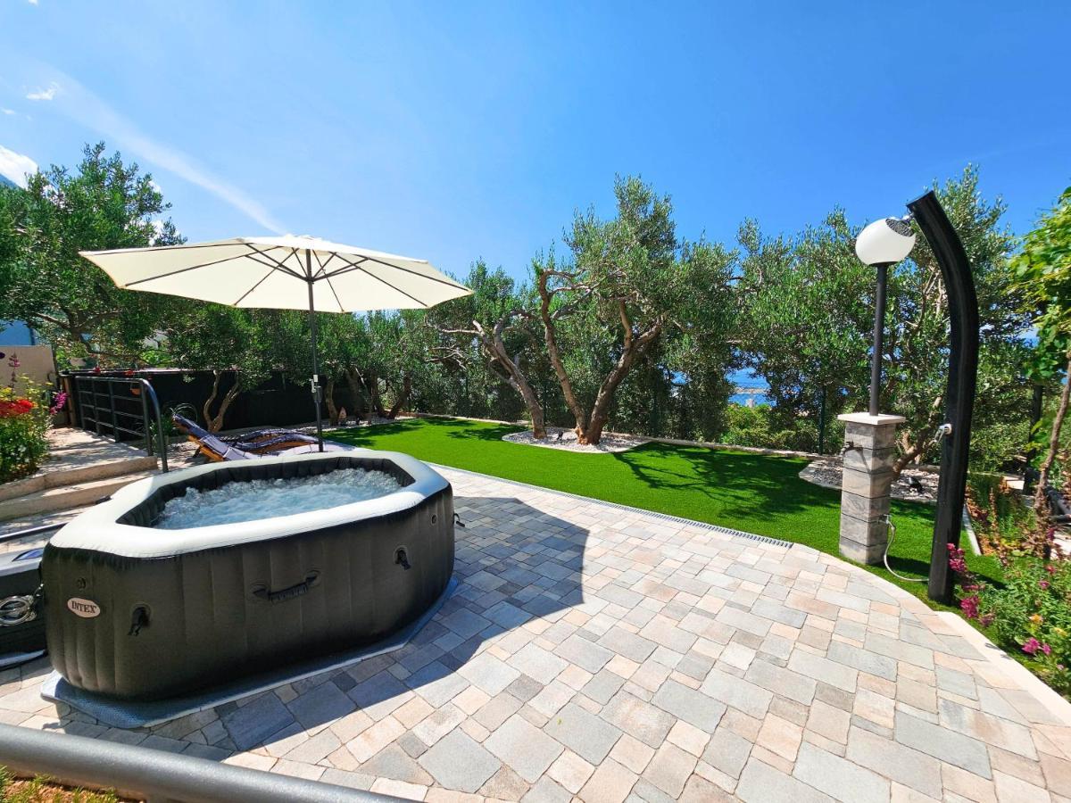 Apartments Vukovic Vanja มาคาร์สกา ภายนอก รูปภาพ